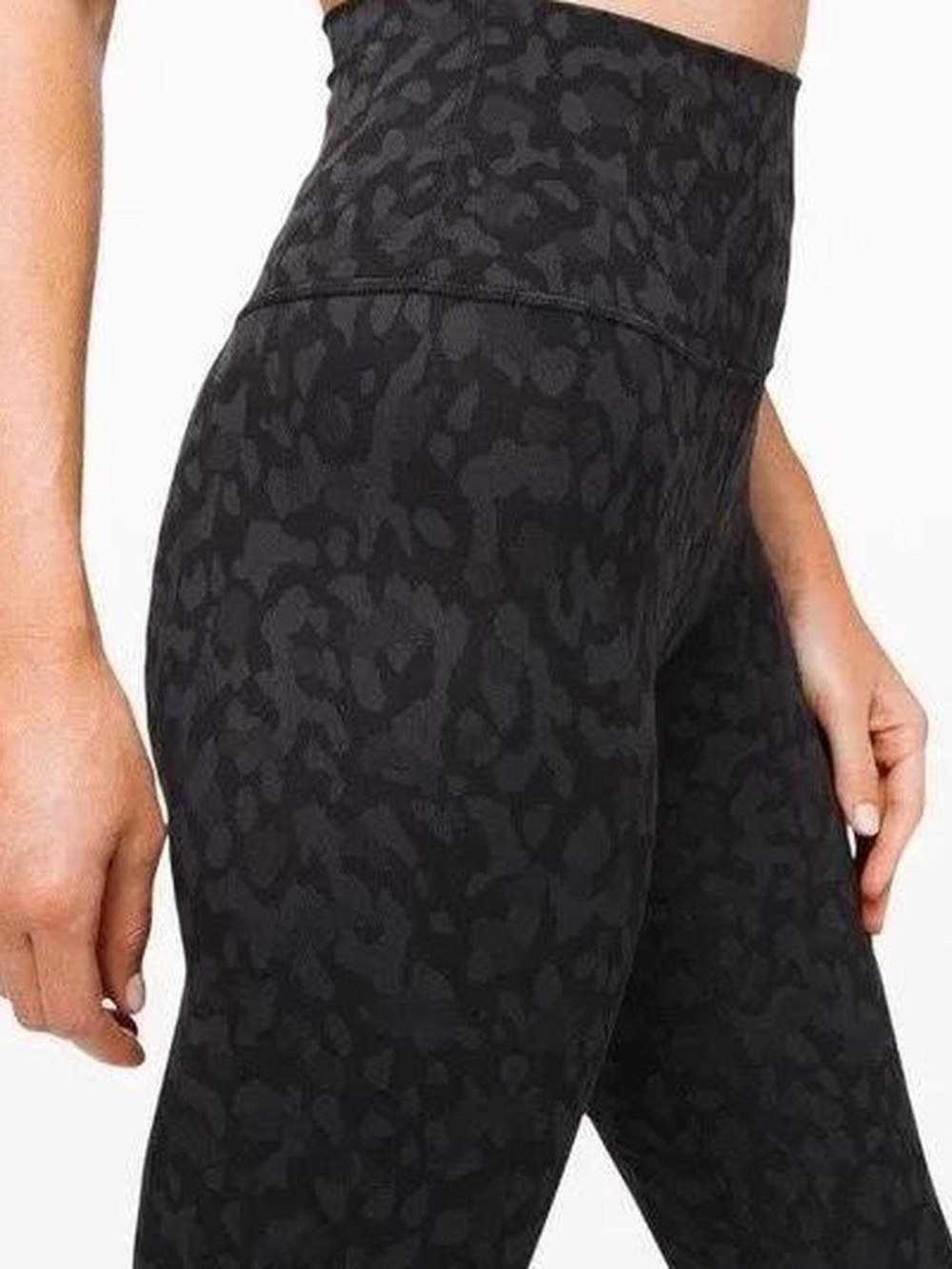 Lululemon Black Leopard Align Leggings 25”